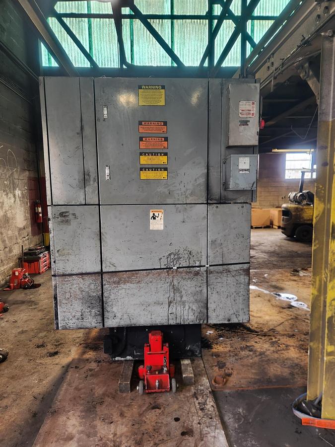 Used 1994 HUNTER 20E AUTOMATED MOLDING MACHINE