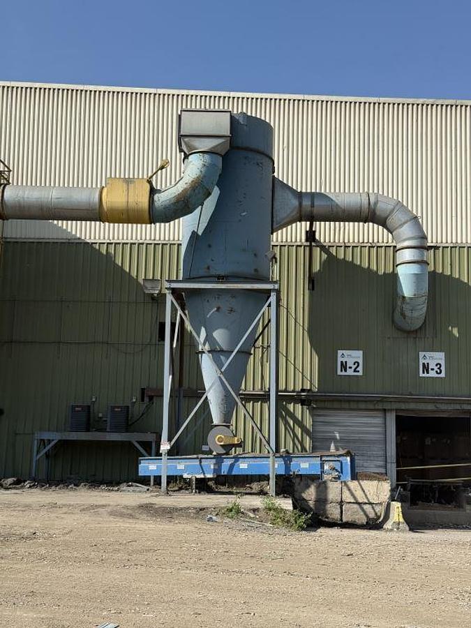 Used IMPERIAL SYSTEMS BRF 15-572-10 REVERSE CLEANING CUST COLLECTOR