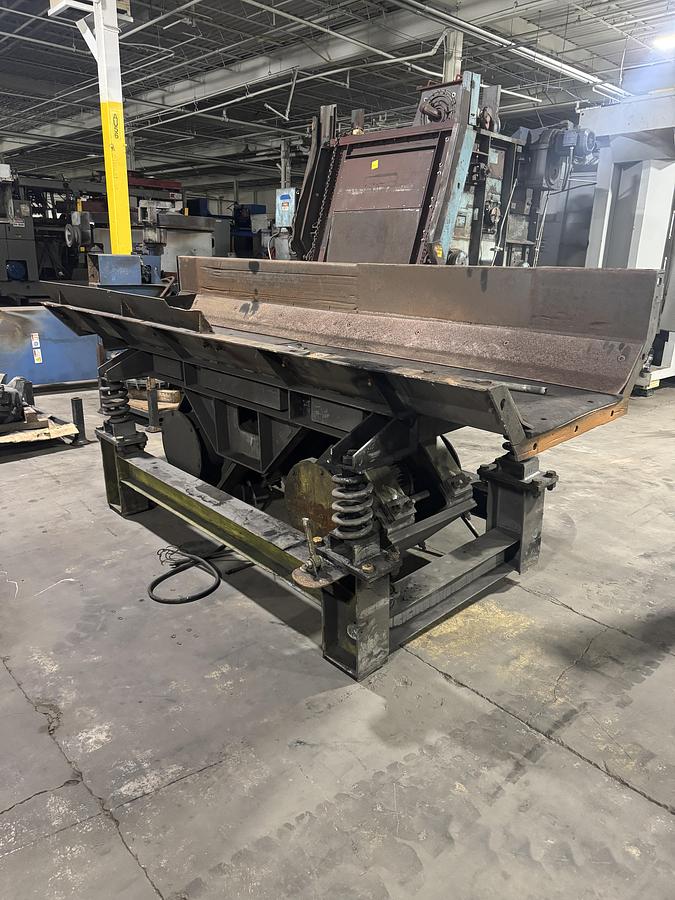 Used GENERAL KINEMATICS 2 WAY FEEDER