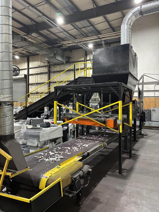 Used 1998 SSI SHREDDING SYSTEMS 2400e DOUBLE SHAFT 200 HP