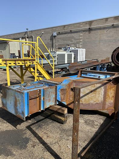 Used UNIVERSAL BUCKET ELEVATOR