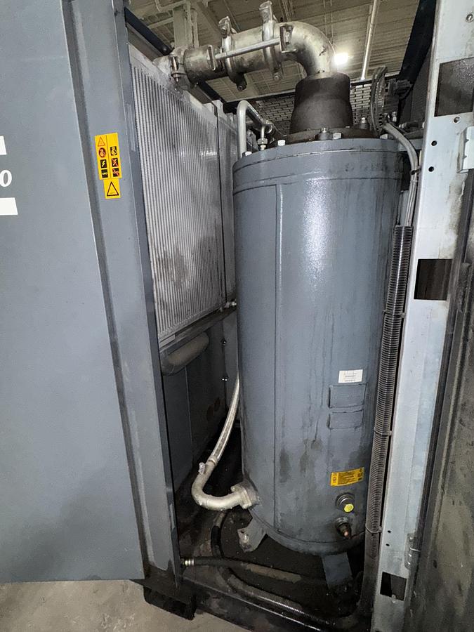 Used 2016 ATLAS COPCO GA160VSD ROTARY SCREW AIR COMPRESSOR