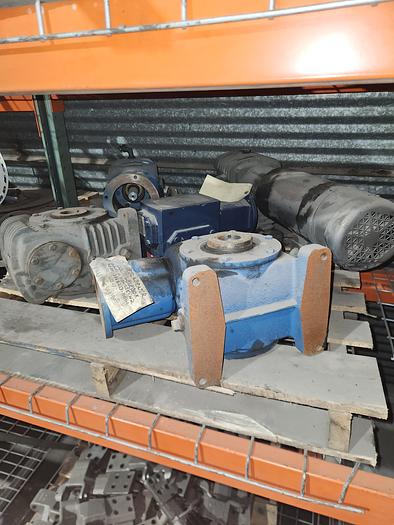 Used WHEELABRATOR 14 SUPER II TUMBLE BLAST FINISHING MACHINE