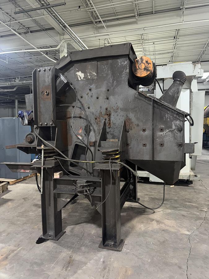 Used GENERAL KINEMATICS VM-64 VIBRA MILL LUMPBREAKER