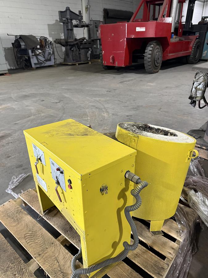 Used JOHNSON F-900 CRUCIBLE FURNACE