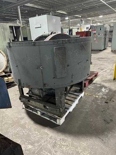 Used SIMPSON 1 1/2 F MIX-MULLER