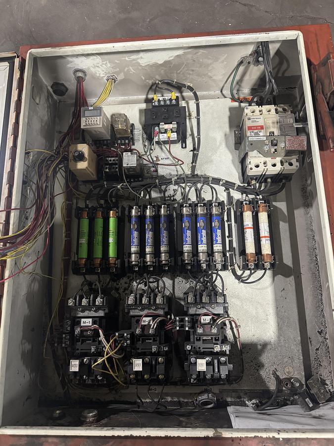 Used GENERAL KINEMATICS VM-64 VIBRA MILL LUMPBREAKER