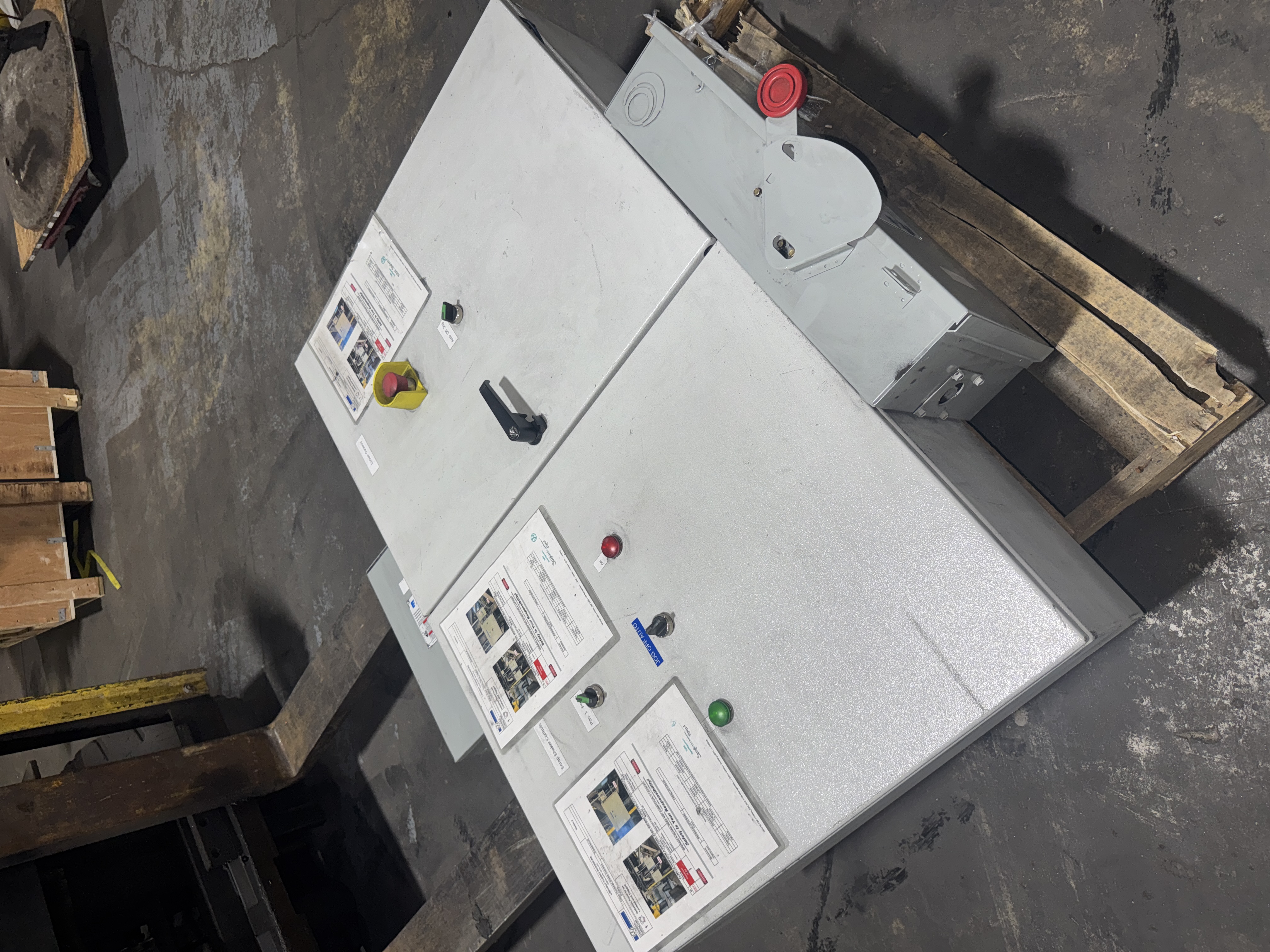 Used CONVEYOR DYNAMICS TWO WAY CONVEYOR