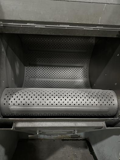 Used 2018 GIBSON 6BB VERTICAL DOOR TUMBLER SHOT BLASTER