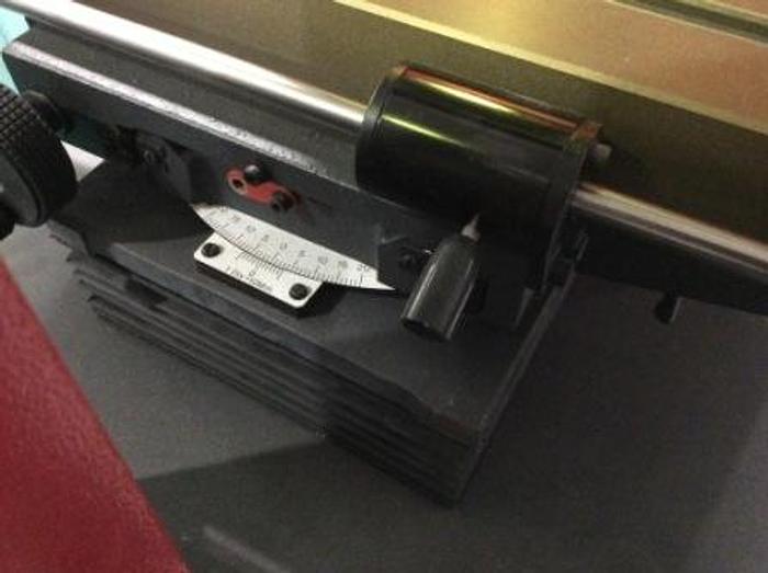 Used Used Starrett Precision Optical HB 400 Profile Projector