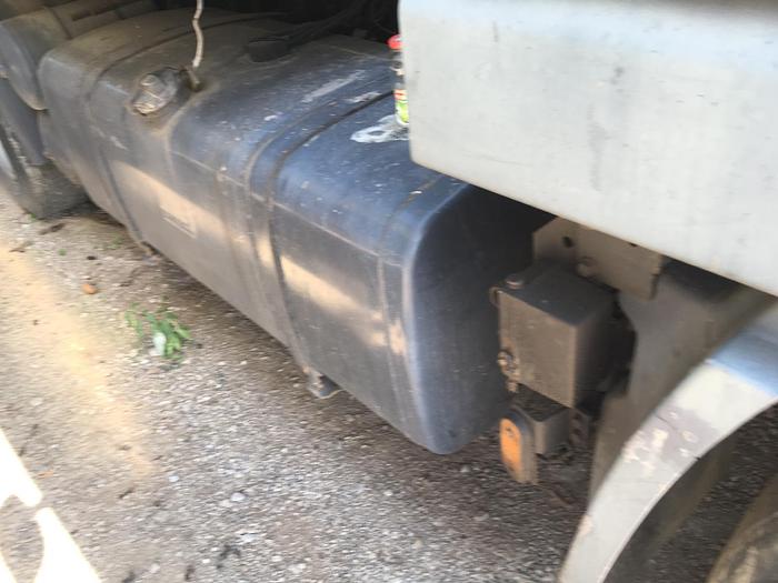 Used 2001 DAF 95 xf 380 euro 3 manual