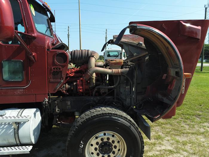 Used 2009 Kenworth W900