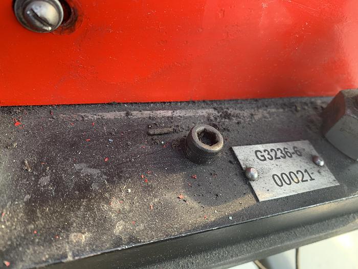 Used FANUC ARCMATE 100IB MIG WELDING CELL WITH RJ3iB CONTROLLER