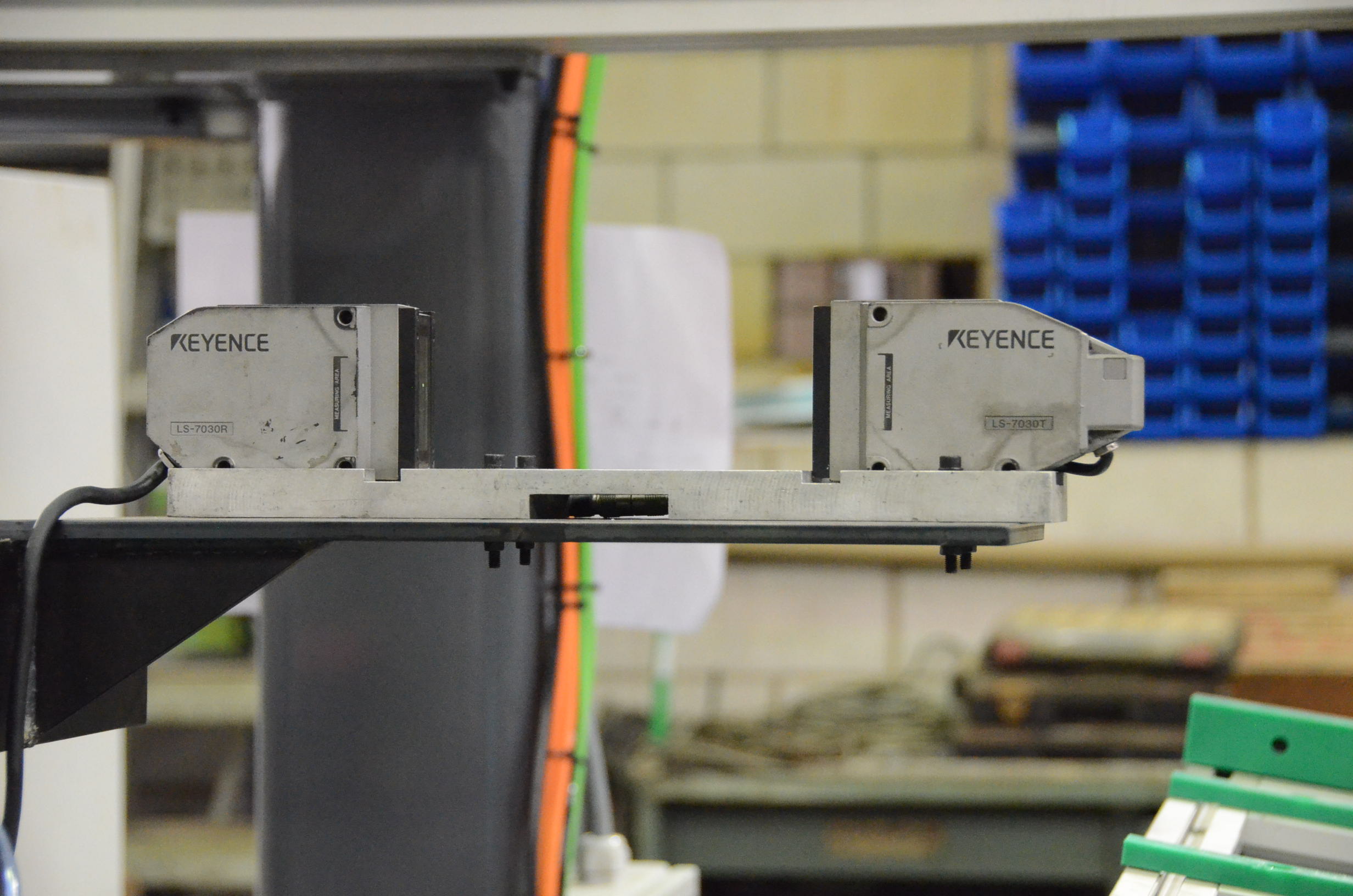 Usado 1997 ESTARTA 323 CNC Rectificadoras sin centros #4427