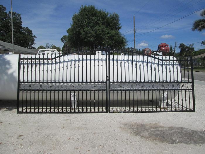 Aluminum Entrance Gates 20'