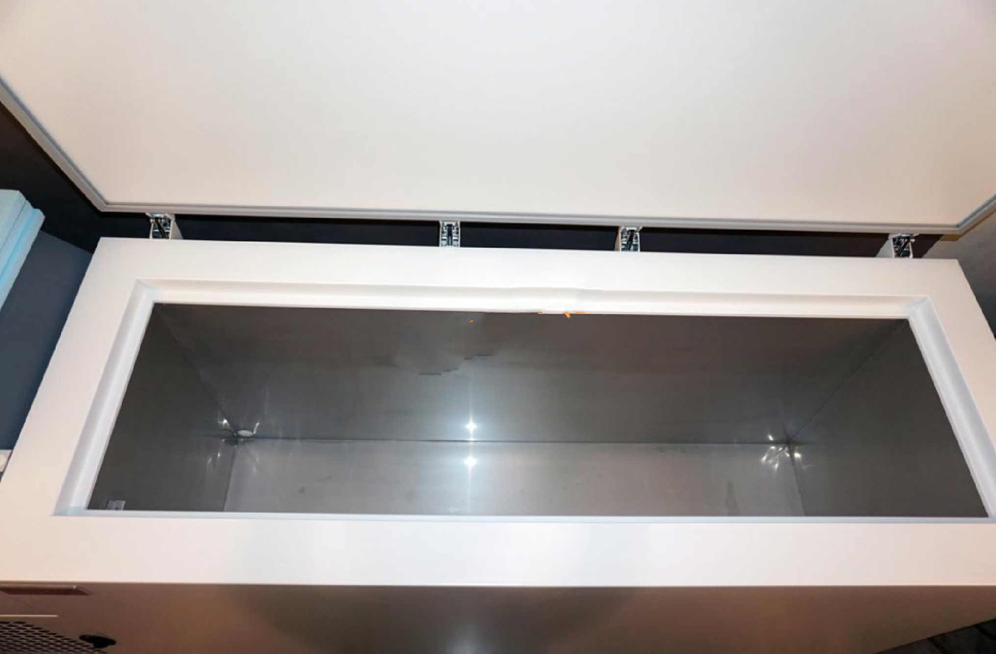 Used Thermo Scientific ULT2050-10-D