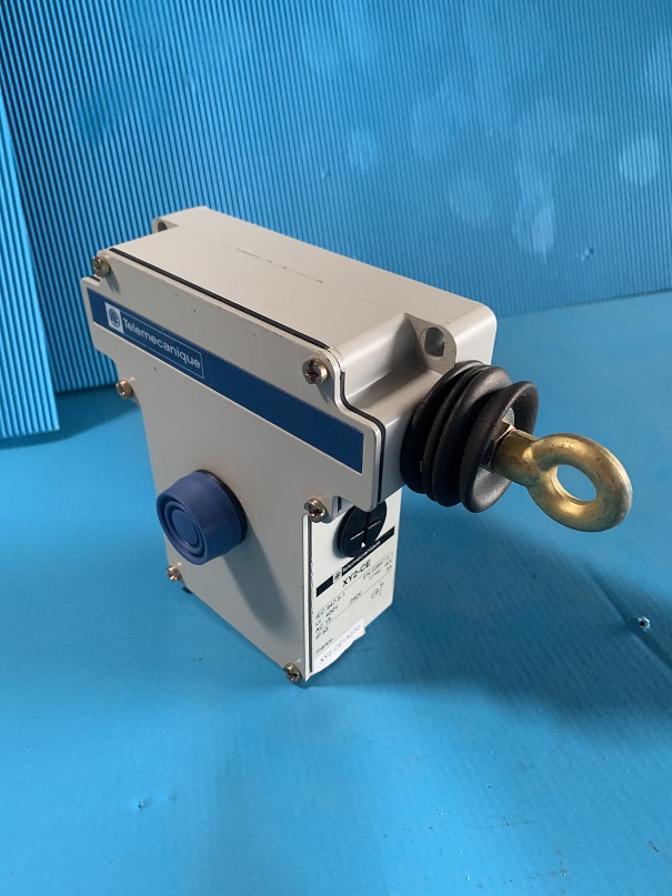 Used Telemacanique XY2-CE pull switch