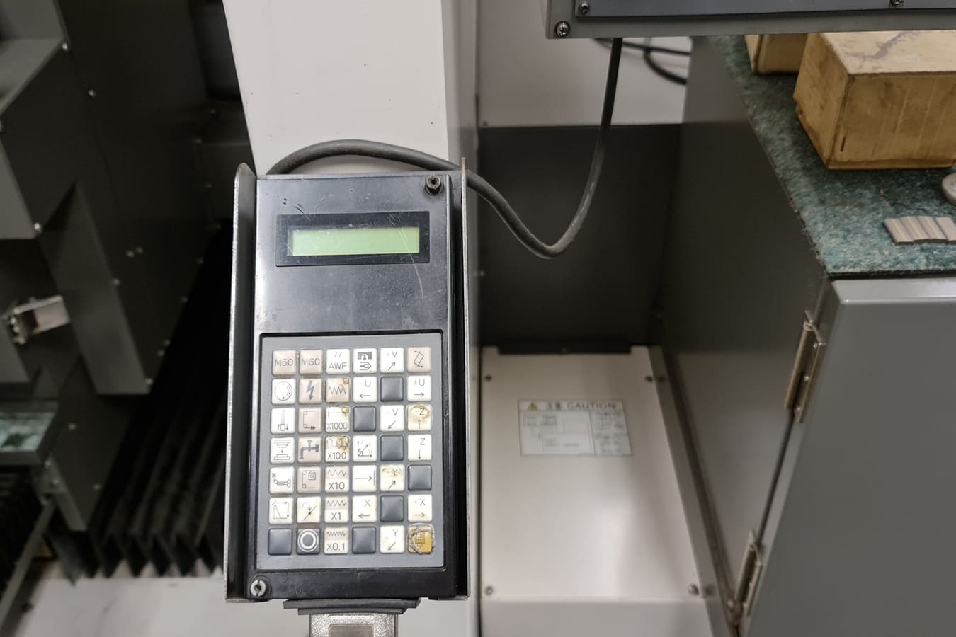 Used FANUC ROBOCUT a 1iA - A04B