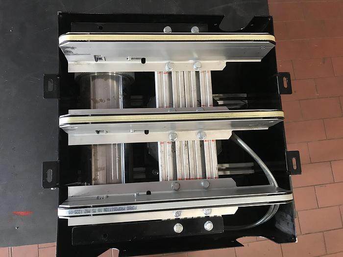 Gebraucht INTERROLL Einschleuser Ausschleuser Hubumsetzer RM8731 5710-660-2-225-150/80-0,4