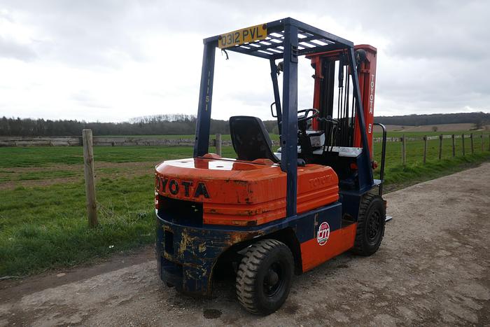 Used 1998 TOYOTA 5FDU 25