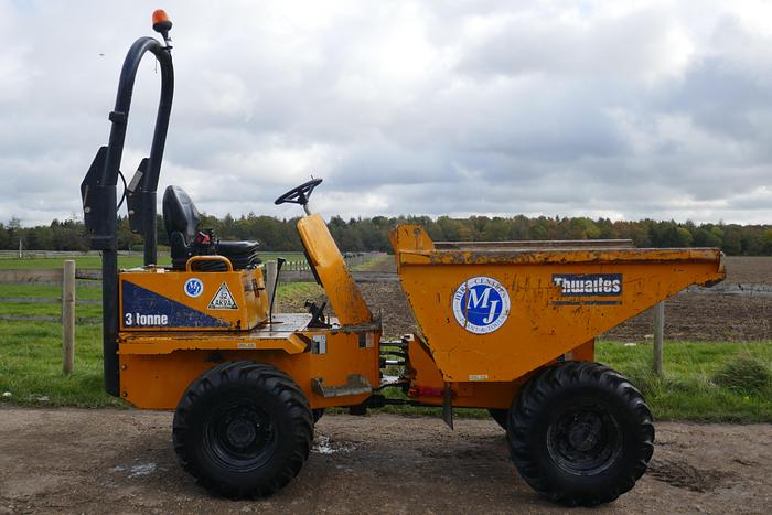 Used 2014 THWAITES 3 TONNE