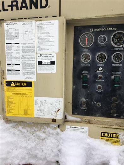 Used 1984 Ingersoll-Rand 750 cfm / 100 psi Air Compressor