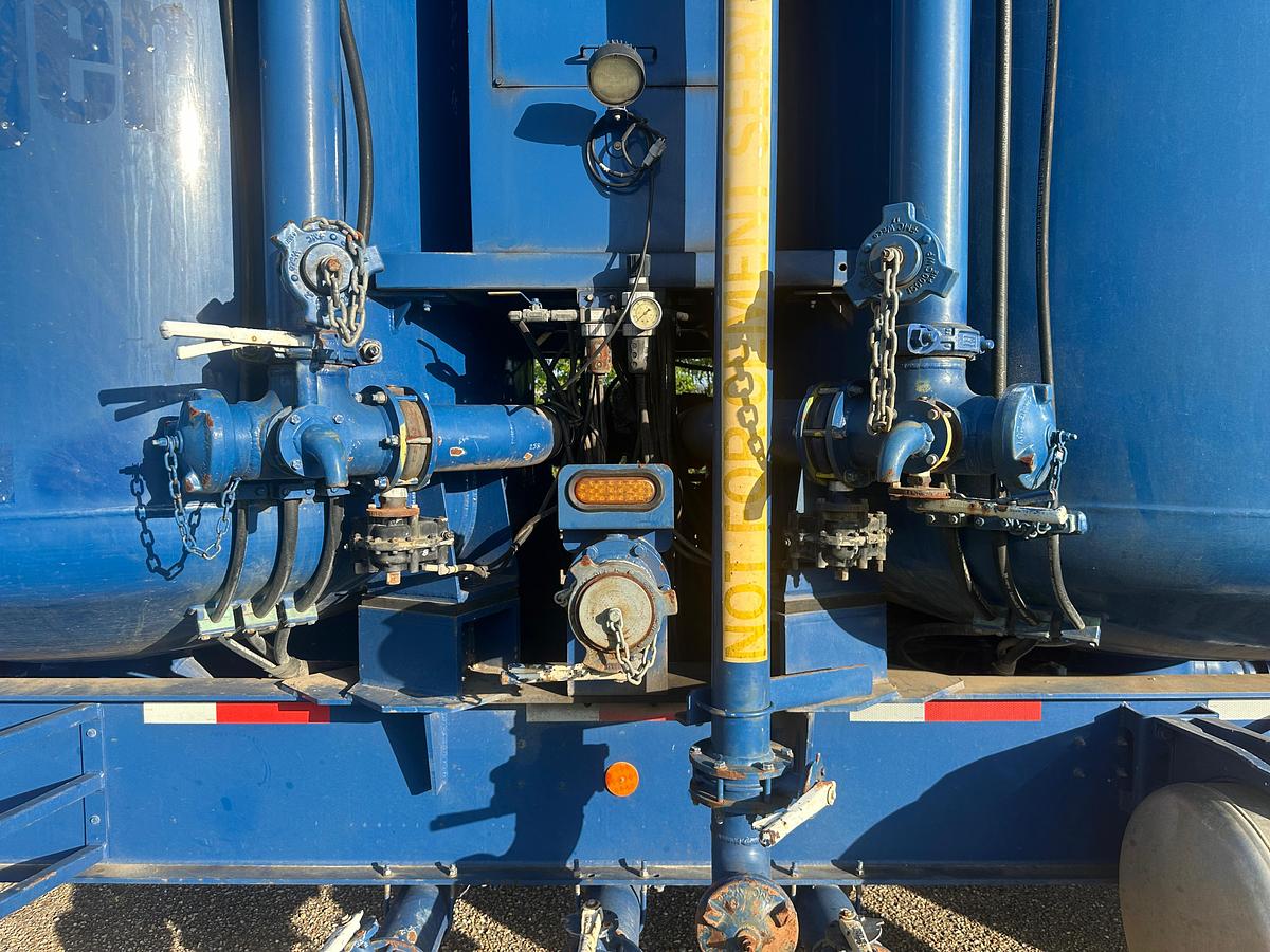 Used 2014 100 BBL Cement Batch Mixer for Sale