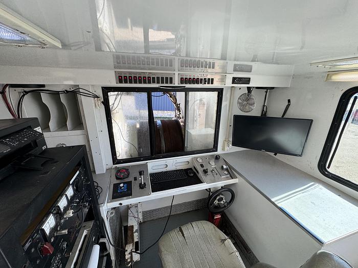 Used 2006 International Wireline Truck for Sale