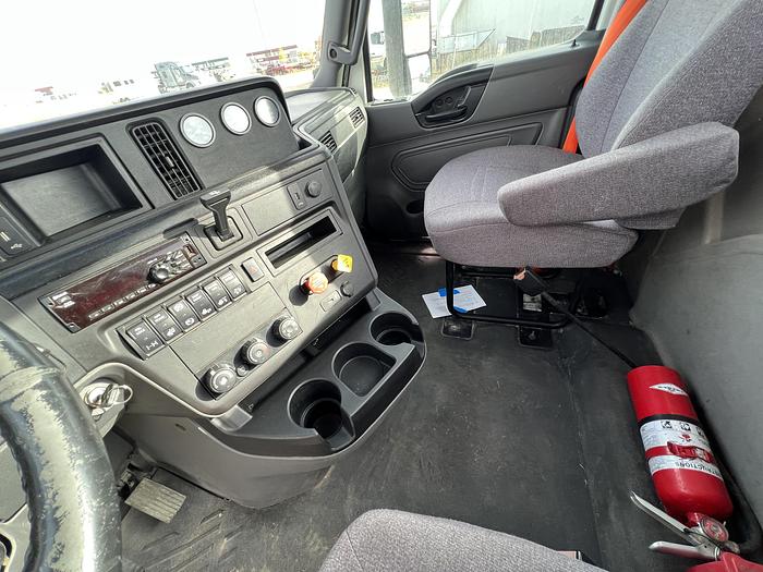 Used 2020 International LT625 Day Cab Automatic X15 Cummins