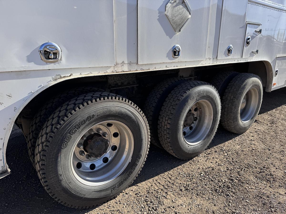 Used 2016 Double Drum Wireline Truck for Sale