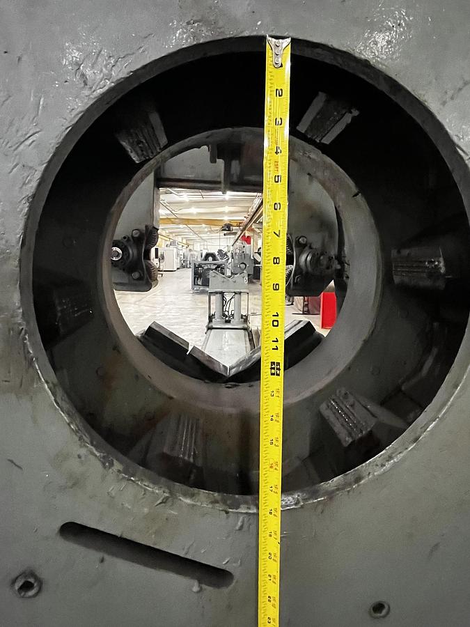 Used 2013 Breakout Machine / Bucking Unit For Sale - Forum Energy Technologies (Now Enerquip) HT 18:200