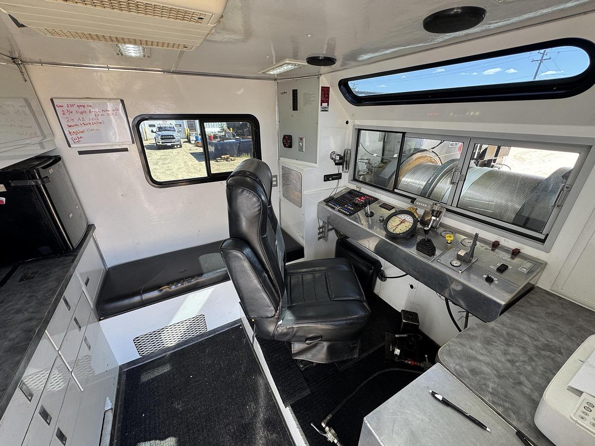 Used 2009 Single/Split Drum Slickline Truck for Sale