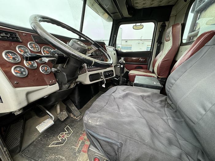Used 2014 Western Star 4900SB Tridrive for Sale
