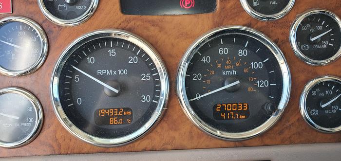 Used 2008 Peterbilt 365 Service truck