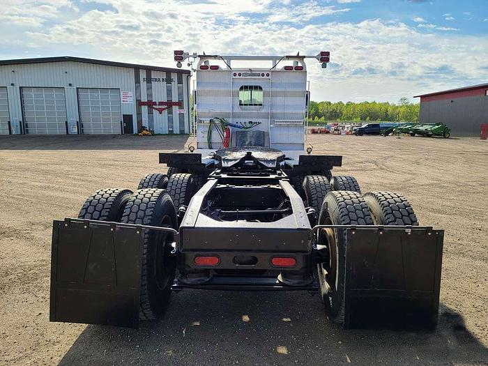 Used 2015 Western Star 4900SA