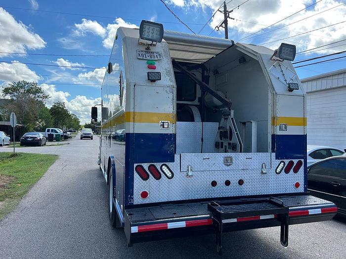 Used 2008 Single Drum Wireline Truck for Sale