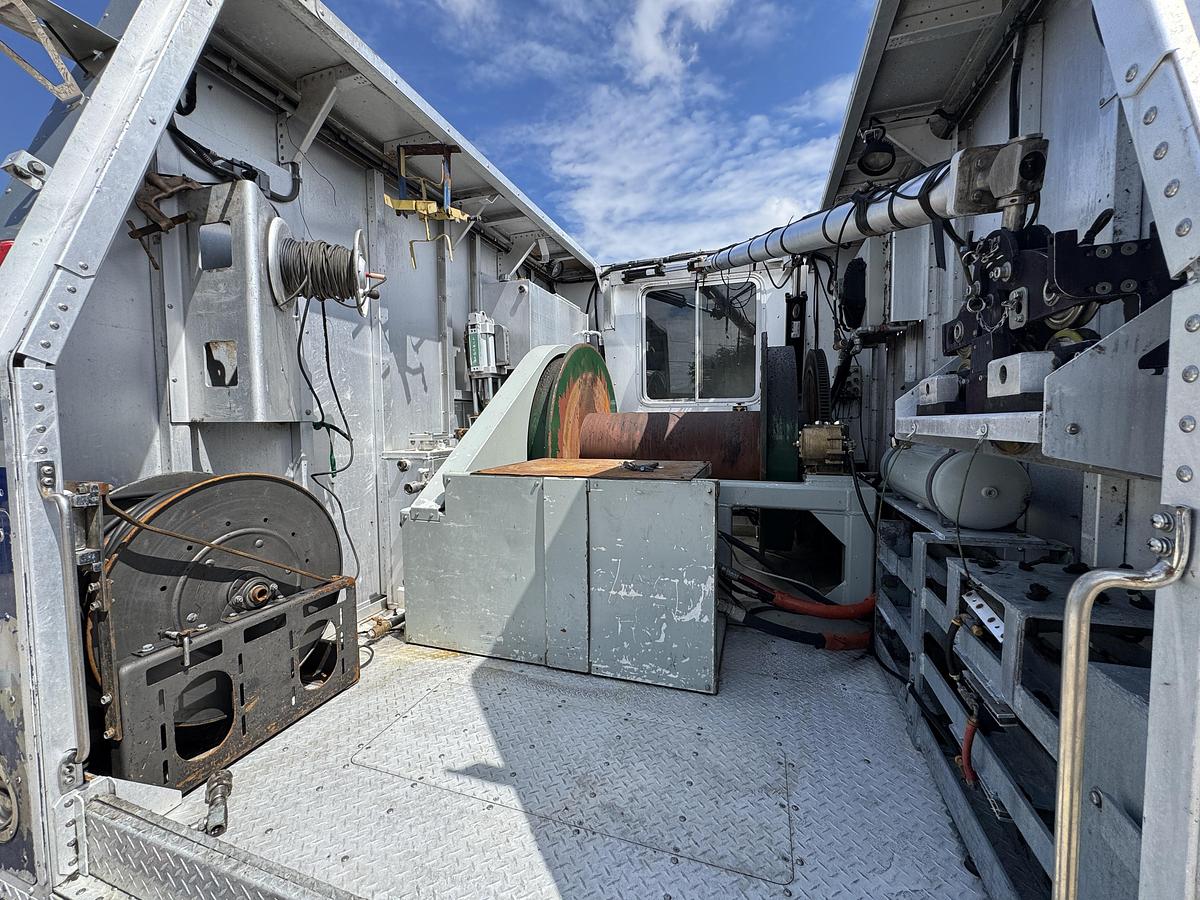 Used 2012 Single Drum Texas Wireline Truck for Sale