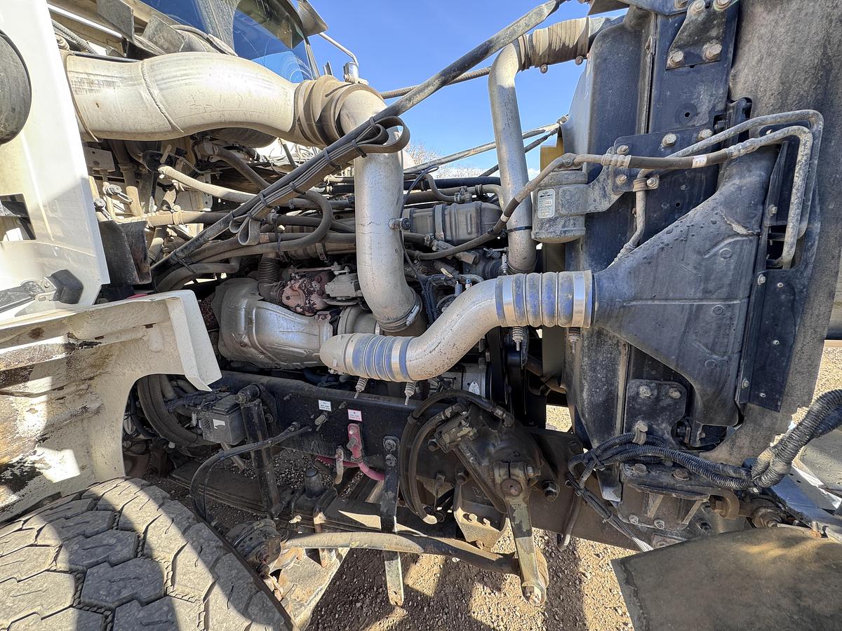 Used 2016 Double Drum Wireline Truck for Sale