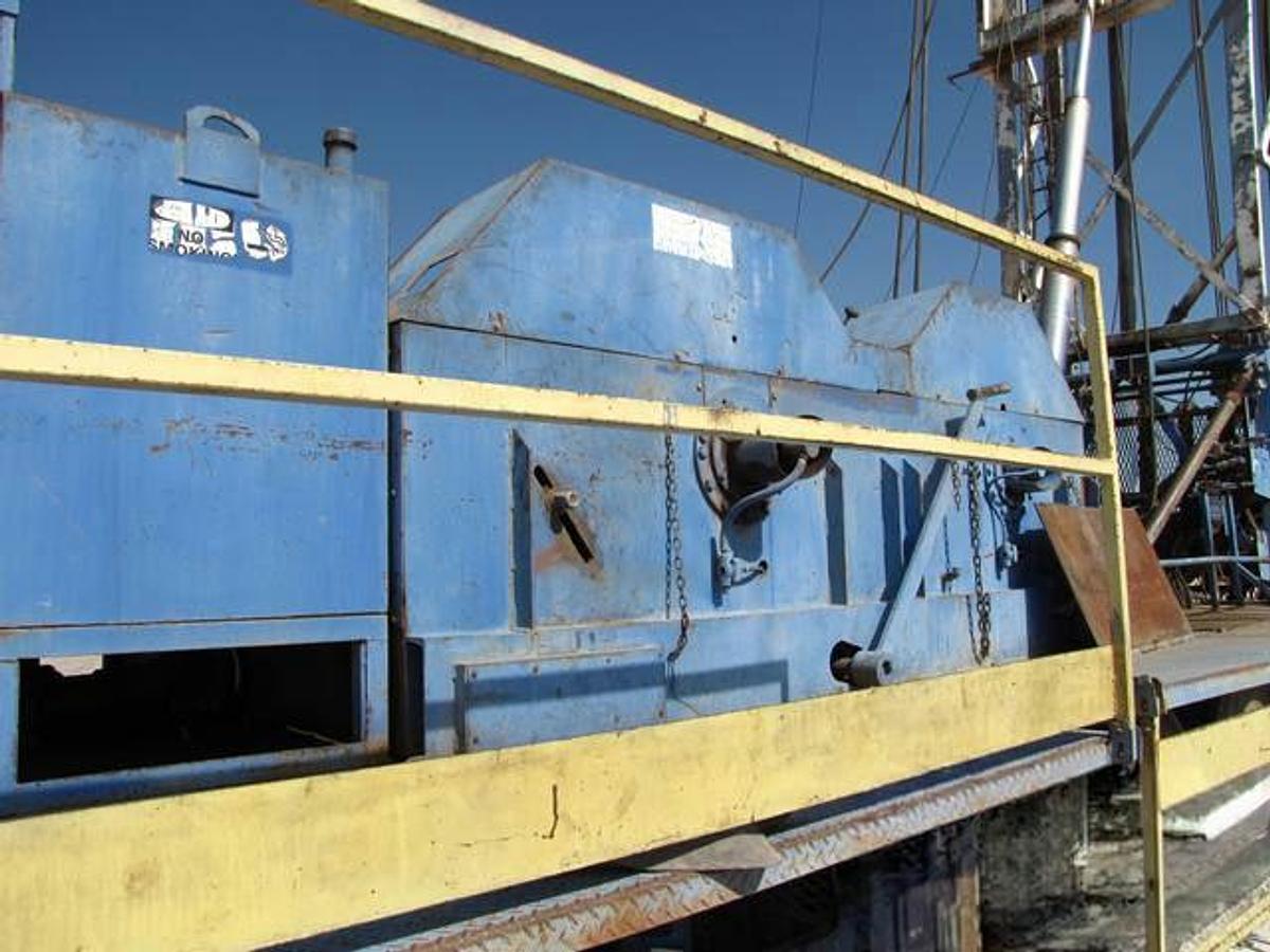 Used COOPER LTO-350 Double-Drum Workover Rig