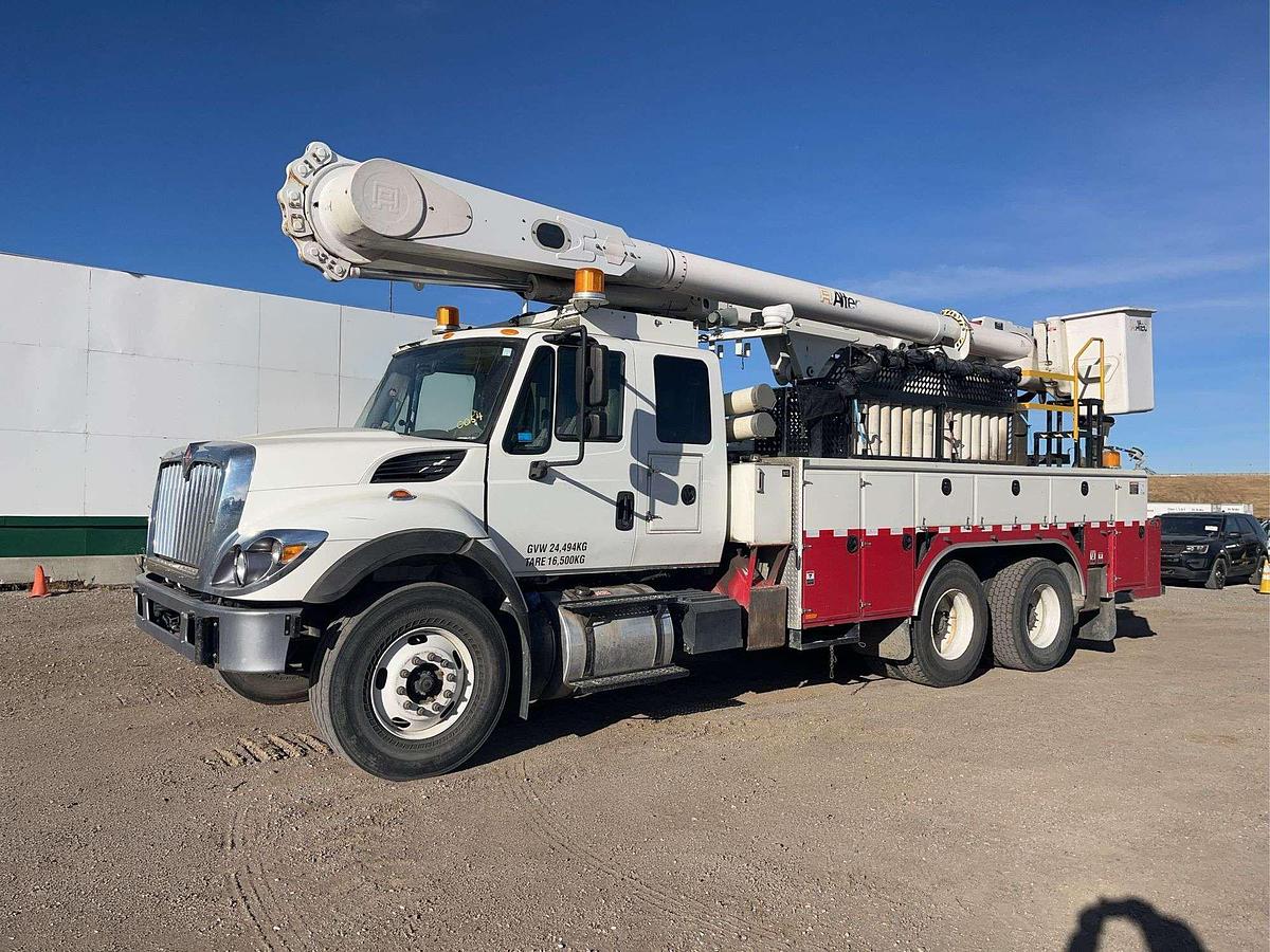 Used 2016 International 7500 AM55E Altec Bucket Truck for Sale