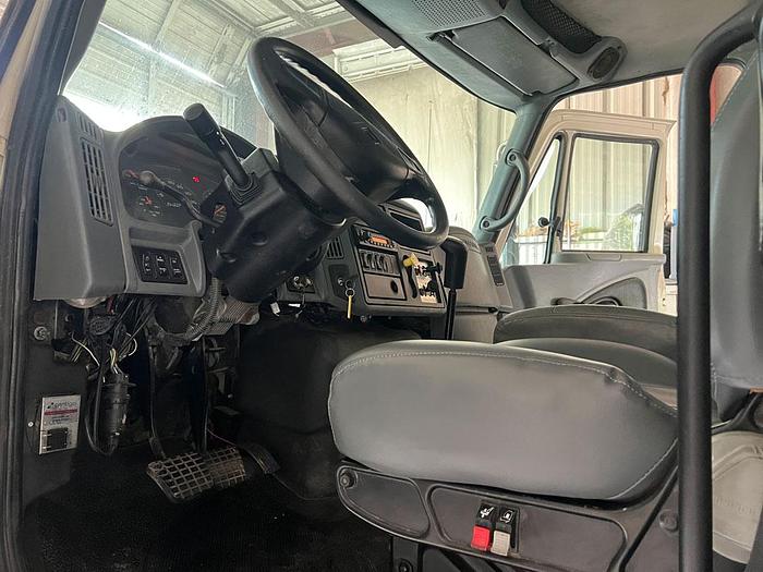 Used 2008 Single Drum Wireline Truck for Sale