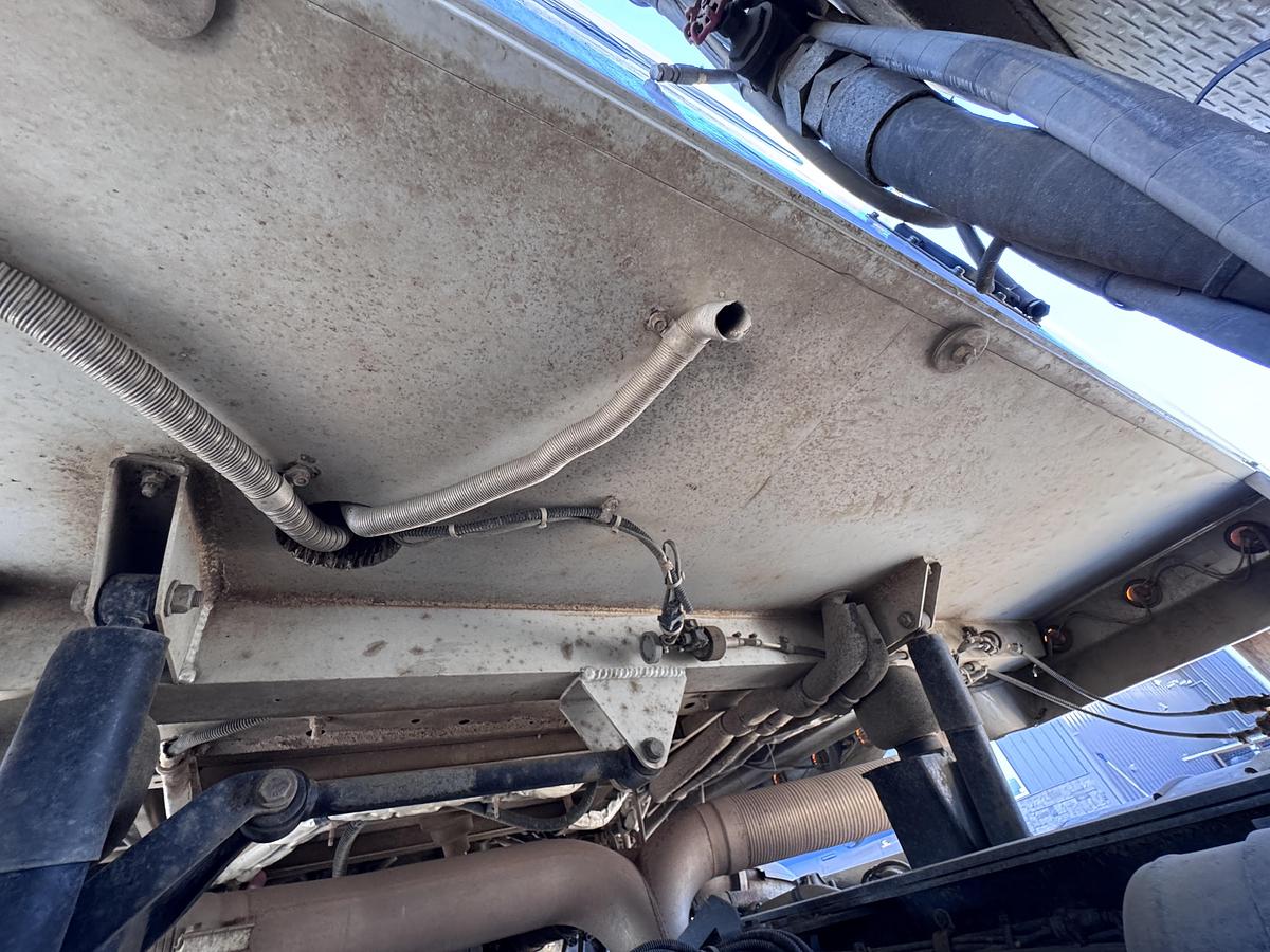 Used 2016 Double Drum Wireline Truck for Sale