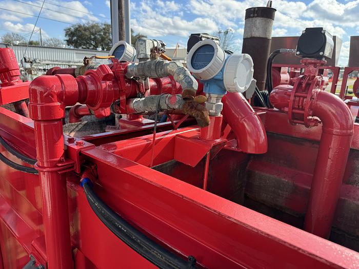 Used 2014 Twin Triplex HT-400 Fluid Pumper for Sale - AMP 1600