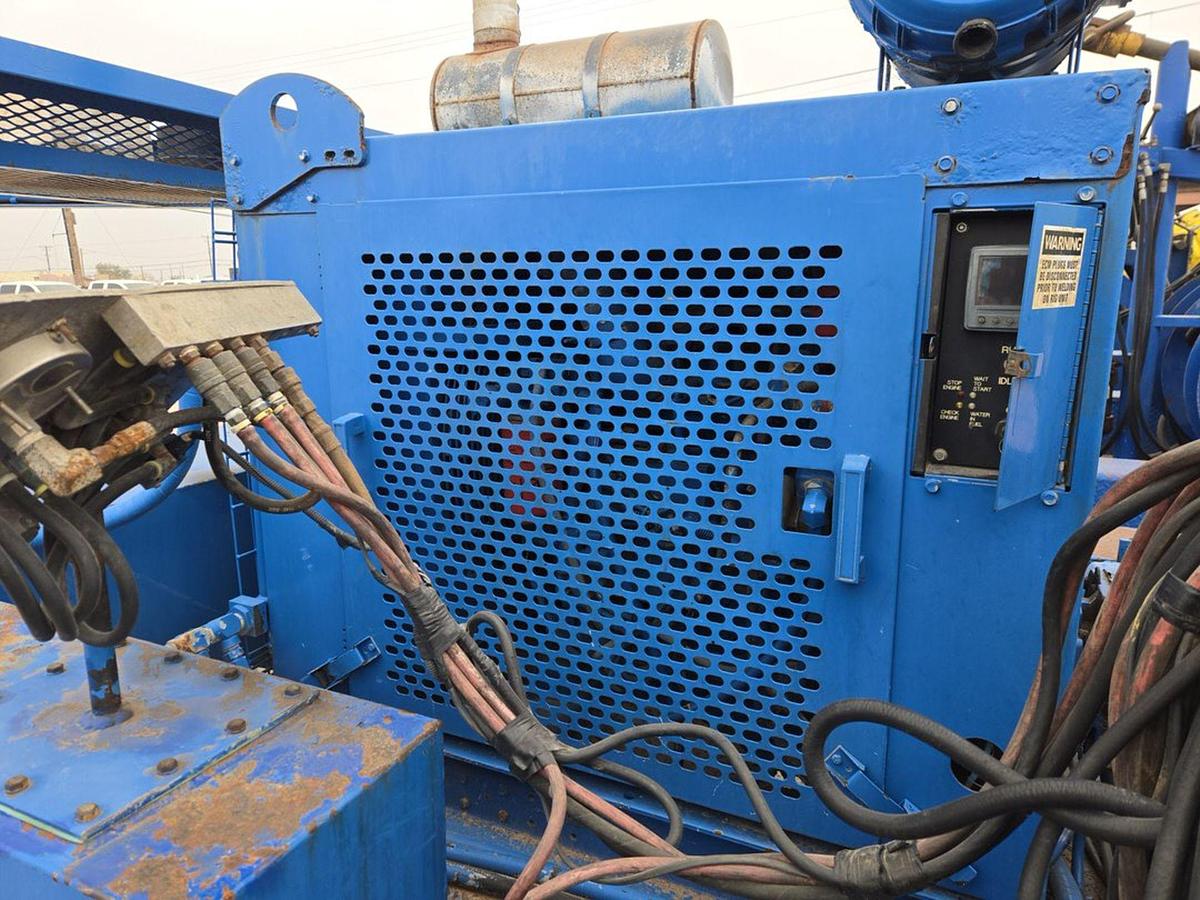 Used 2011 Trailer Mounted 85 Ton Logan S2.5 Power Swivel for Sale