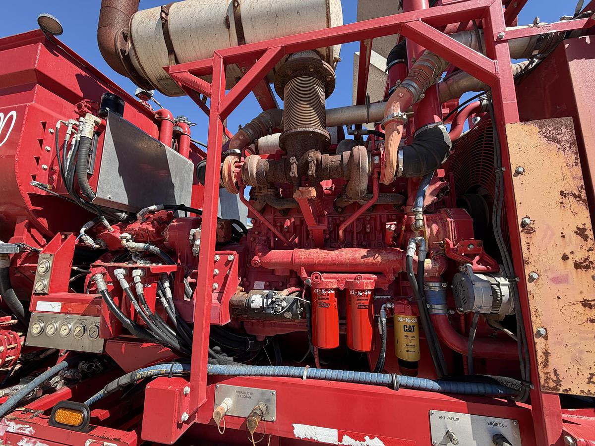 Used 2014 Twin Triplex HT-400 Fluid Pumper for Sale - AMP 1600