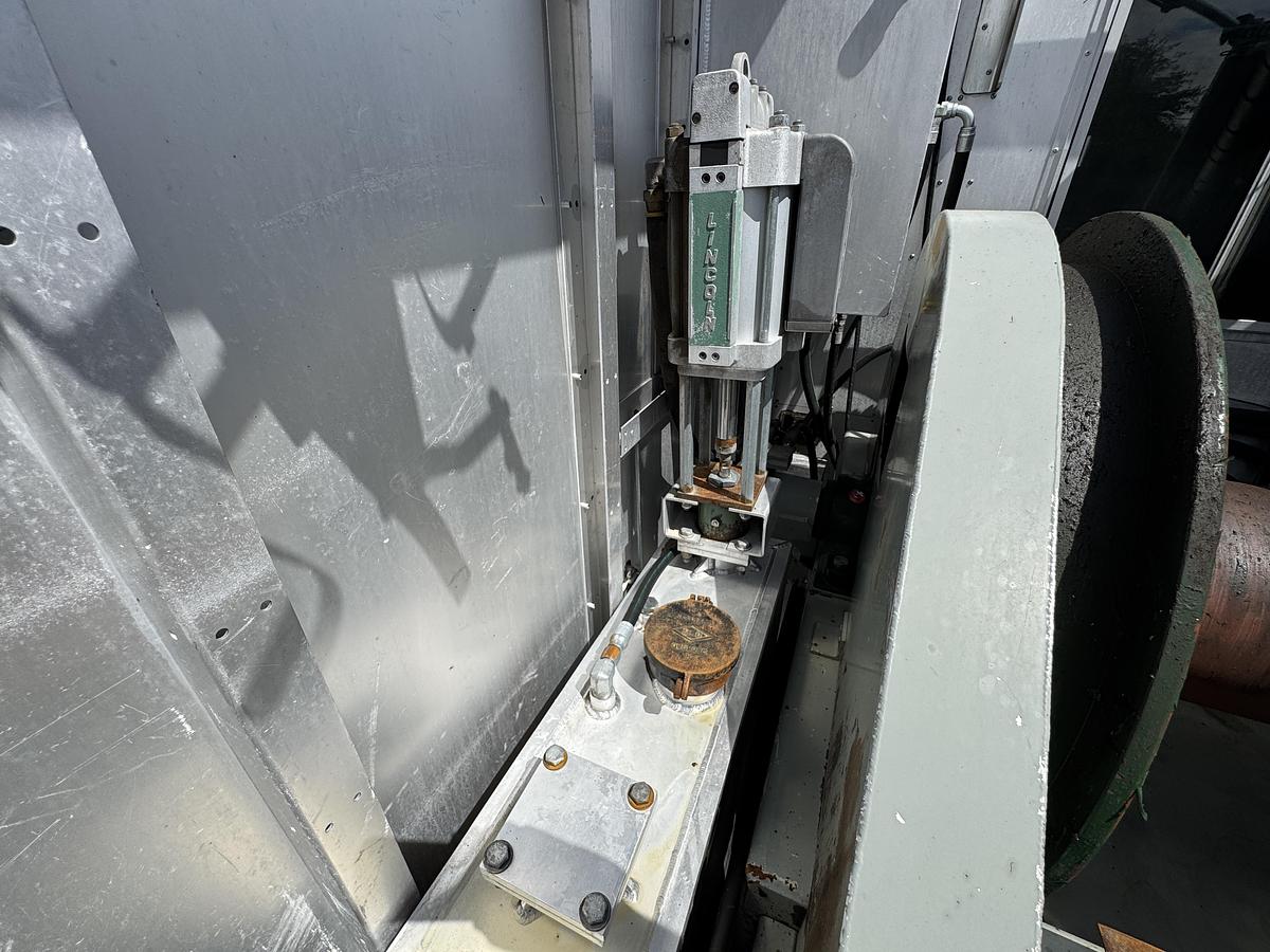 Used 2012 Single Drum Texas Wireline Truck for Sale