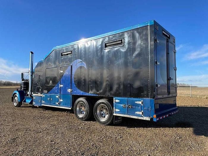 Used 2013 Kenworth W900