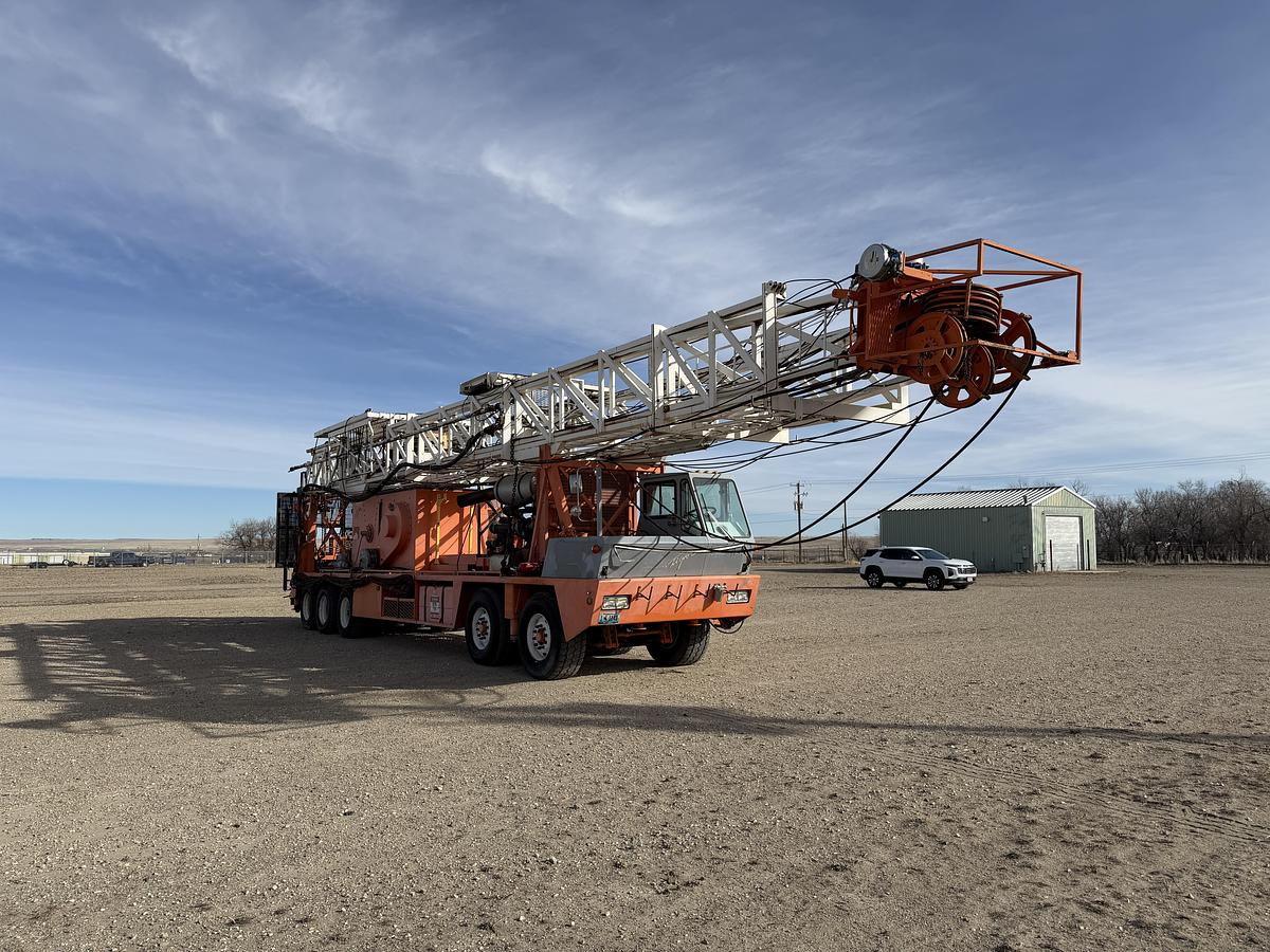 Used 2008 Taylor 550 HP Workover Rig