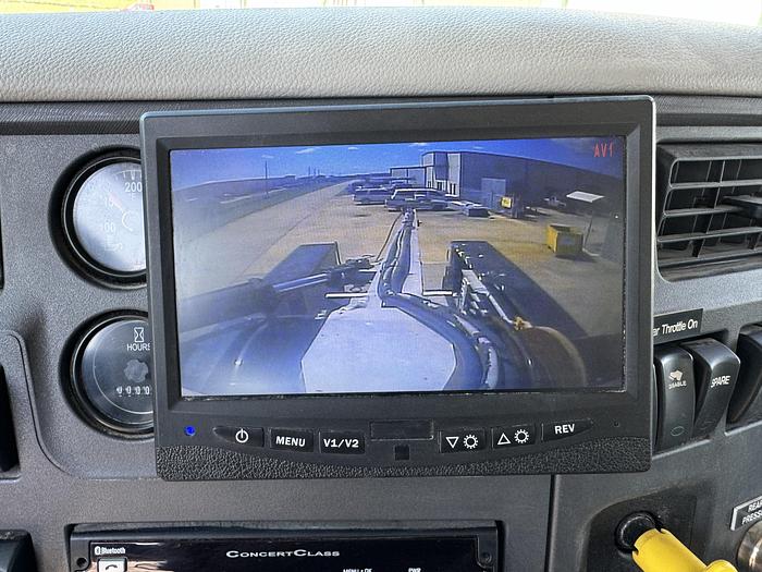 Used 2019 Peterbilt 567 Wireline Truck for Sale