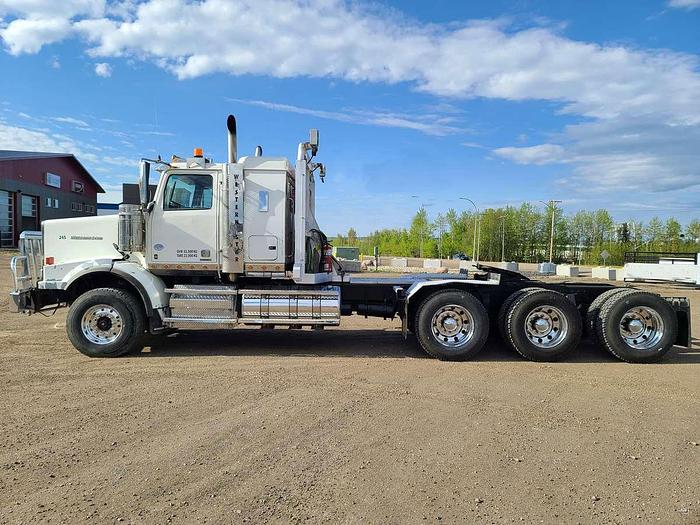 Used 2015 Western Star 4900SA